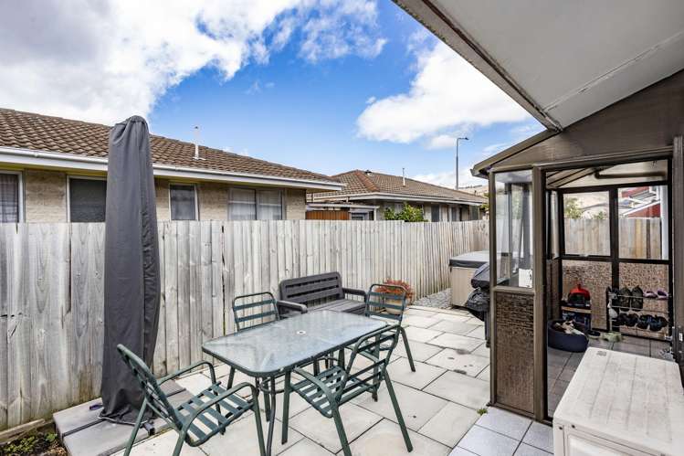 2/14 Lane Street Woolston_16