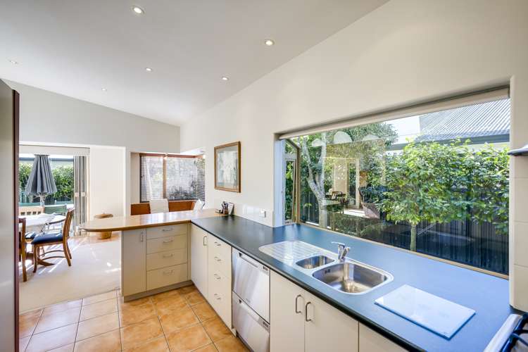 7 Irene Mooney Place Greenmeadows_10