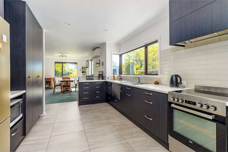 65 Beach Road East Elgin_2