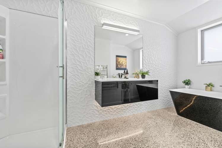 218 Pyle Road East Ruakaka_10