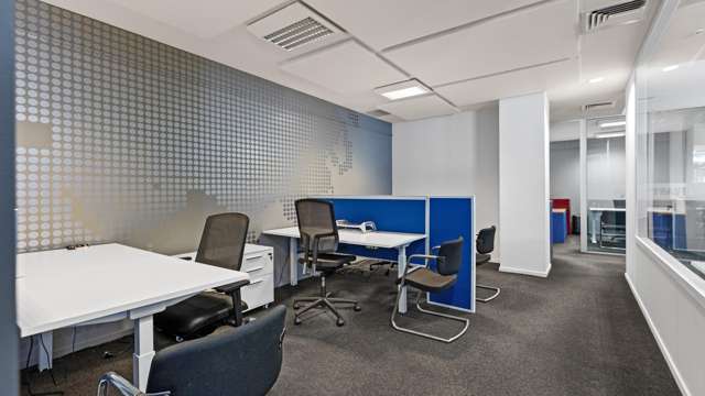 Ground floor/139 Willow Street Tauranga Central_1