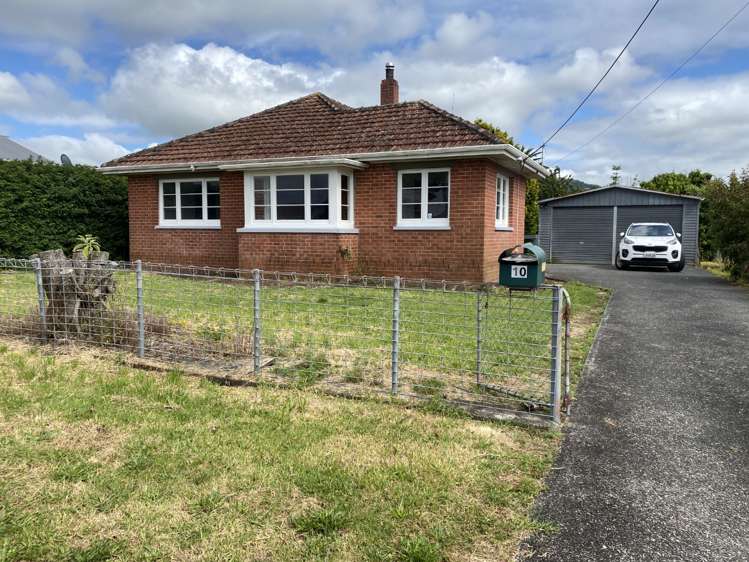 10 Station Road Kamo_9