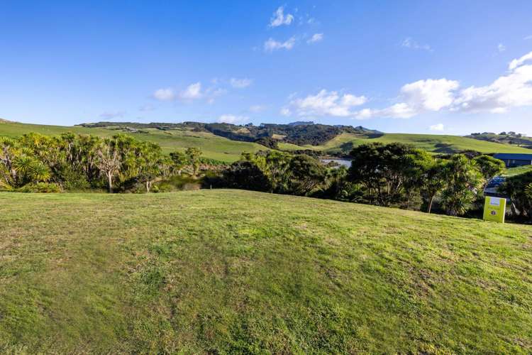9 Waipatukahu Lane Raglan_17