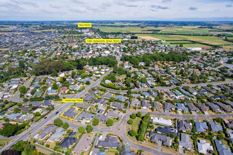 1 Heathridge Place Lincoln_31