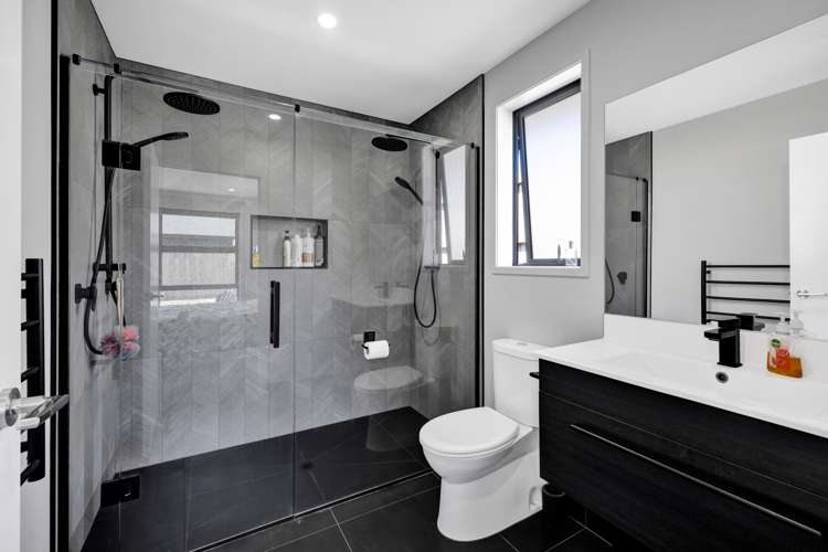 13 Hodge Park Lane Inglewood_11