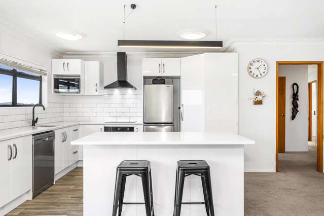 1 Orewa Heights Crescent Orewa_3