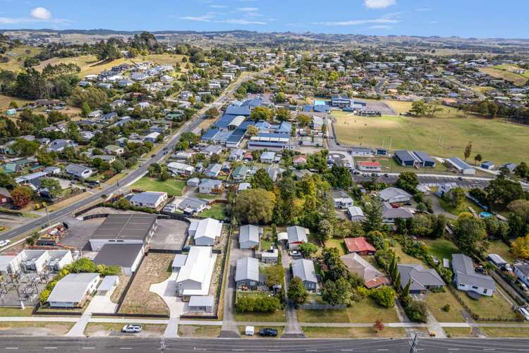 2/137 Awaroa Road Helensville_28