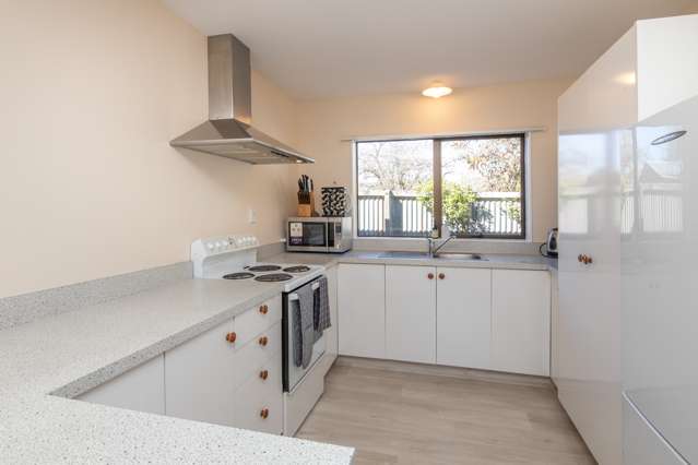 166a Breezes Road Aranui_4