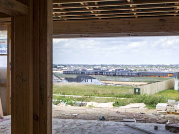 8 Waitihi Way Rototuna North_0