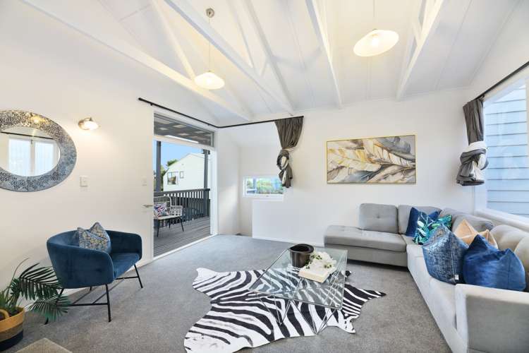 6 Finn Place Totara Vale_11