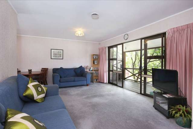 2/128 Barrack Road Mt Wellington_2