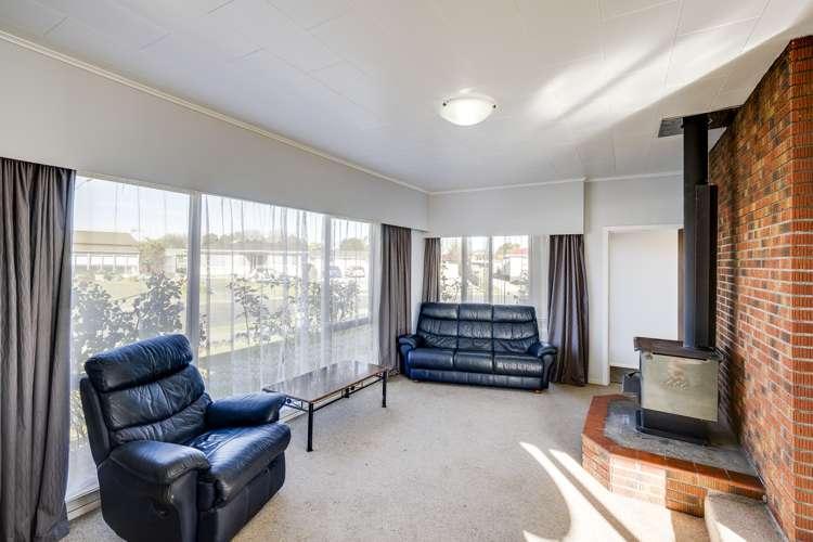 4 Lyttelton Crescent Tamatea_6