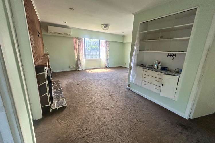 1 Colin Street Mangere_9