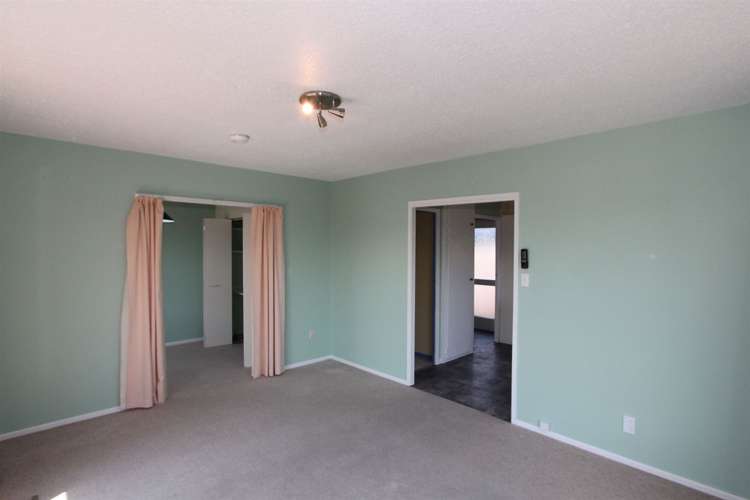 1/63a Vivian Street Burwood_6