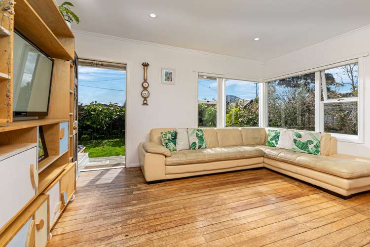 19a Doment Crescent Orewa_6