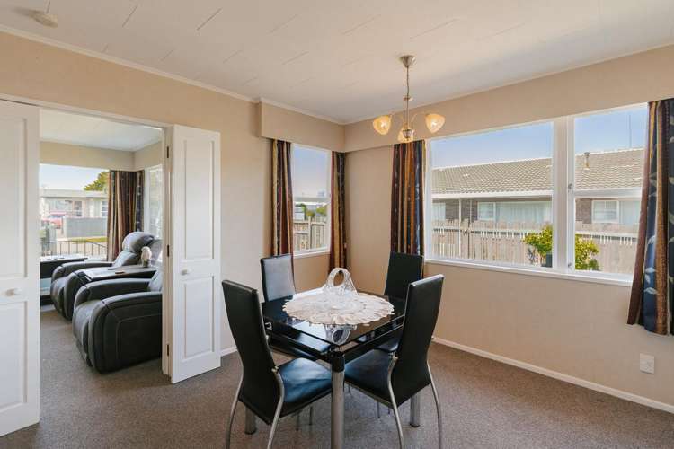 7 Lockhart Avenue Milson_6