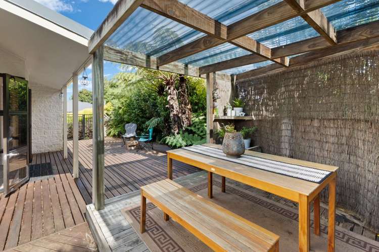 27 Bens Place Springvale_17