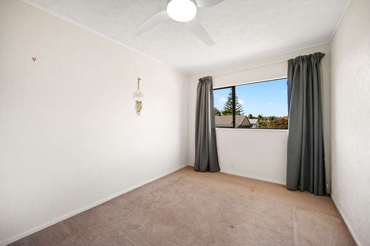 14 Colstone Street Glenview_13