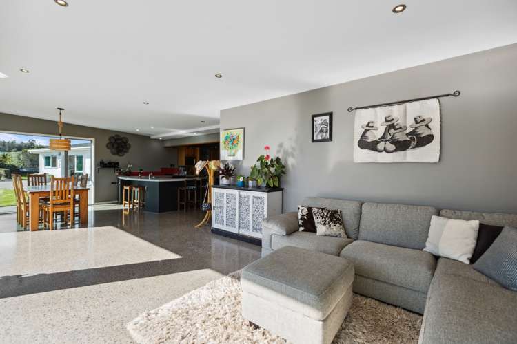 52 Urenui Beach Road Urenui_5