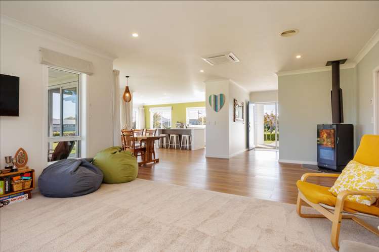 35 Kaimai Drive_5