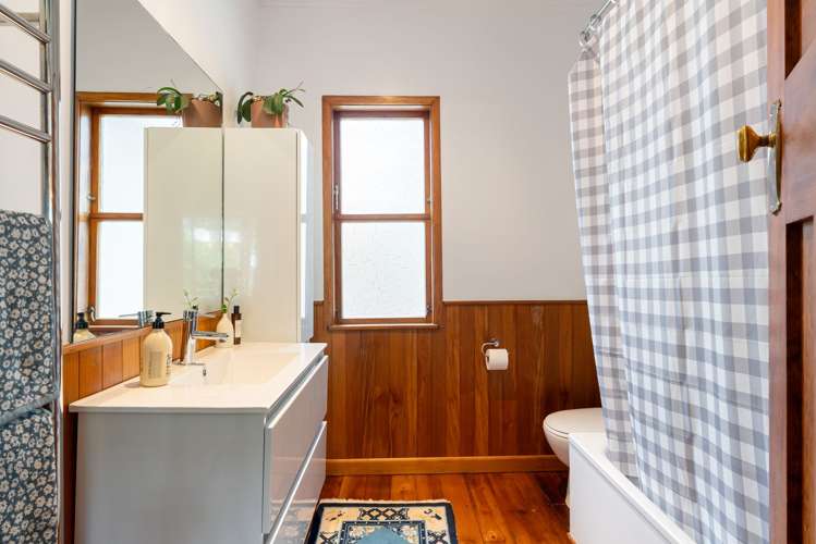 71 Severn Street Island Bay_16