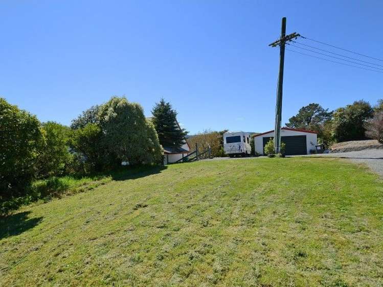 1154e Main Road Kaitoke Te Marua_25