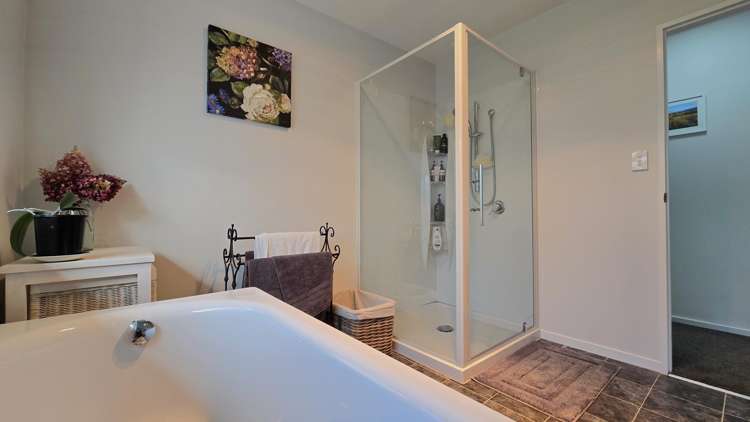 109 Kaniere Road Hokitika_10