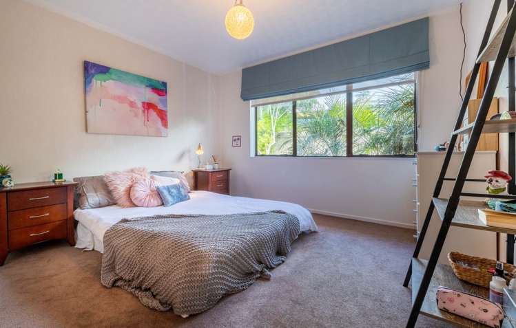 1/3 Kaurilands Road Titirangi_10