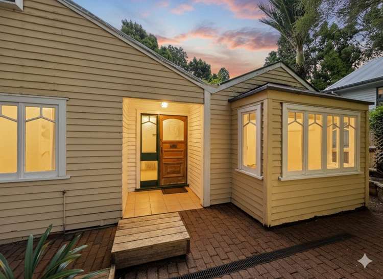 182 Woodlands Park Road Titirangi_2