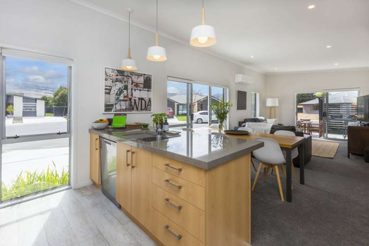 3 Passchendaele Grove Trentham_9