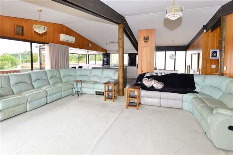 1022 Whangaparaoa Road Tindalls Beach_5