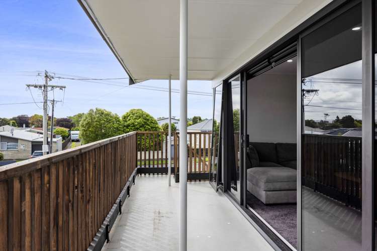 35 Collins Street Hawera_16