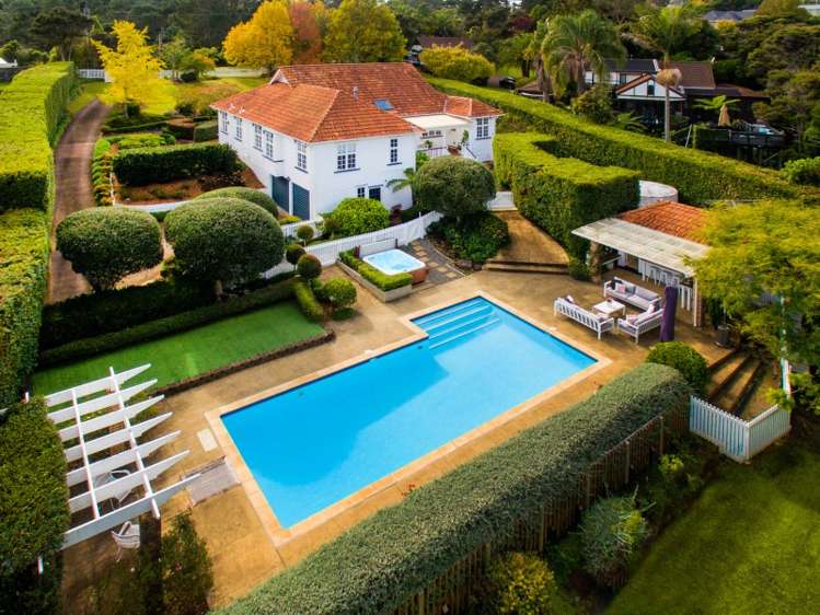 27 Bernard Magnus Lane Greenhithe_0