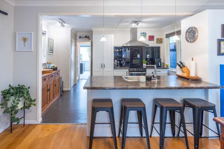 21 Greta Street Glenview_3