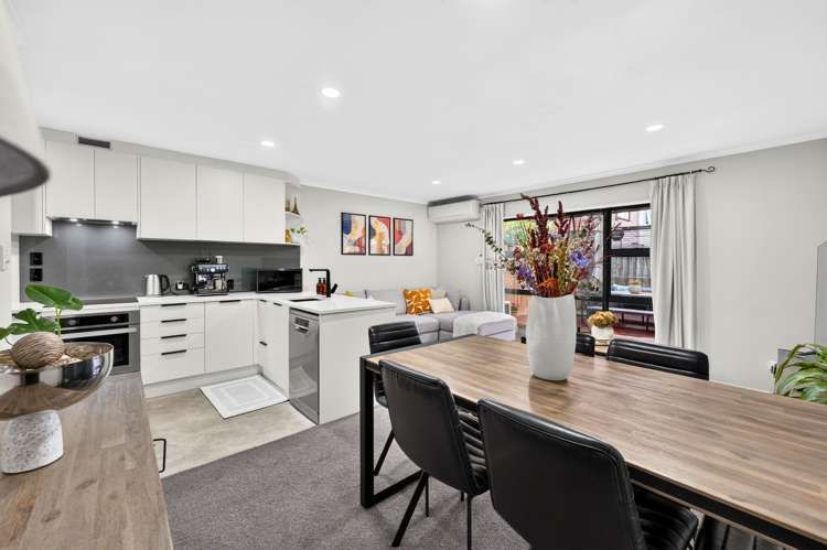 11/17 Harbour View Road_4