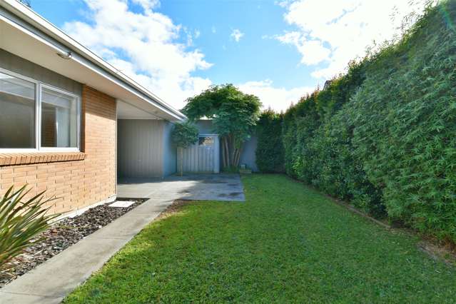 2/1 Pine Road Orewa_3