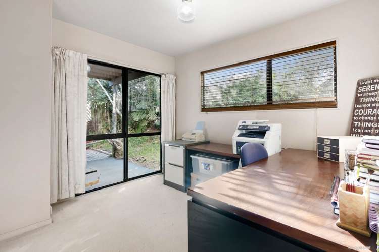 2/14 Wernham Place Northcote_8