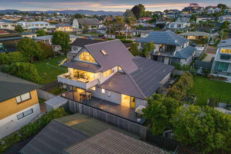 22a Rushton Avenue Otumoetai_24