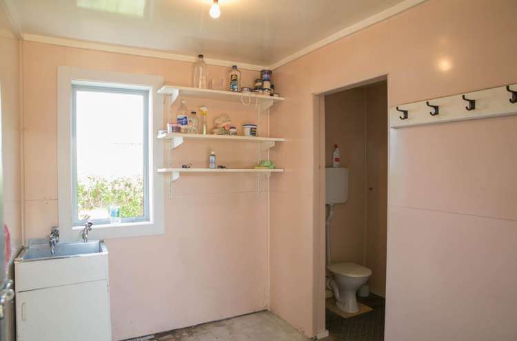 54 Louisa Street Gladstone_17