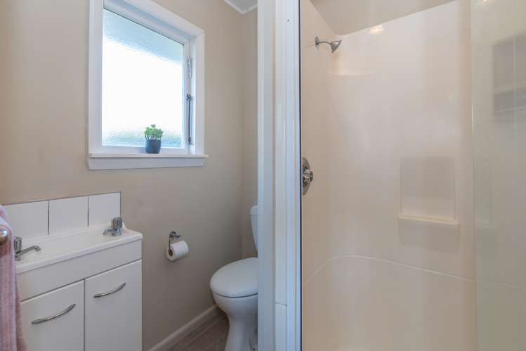 1/32 Taupata Street Redcliffs_13