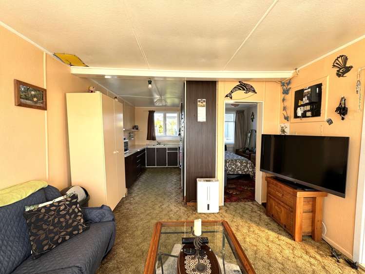 8 Kowhai Street Kaka Point_5