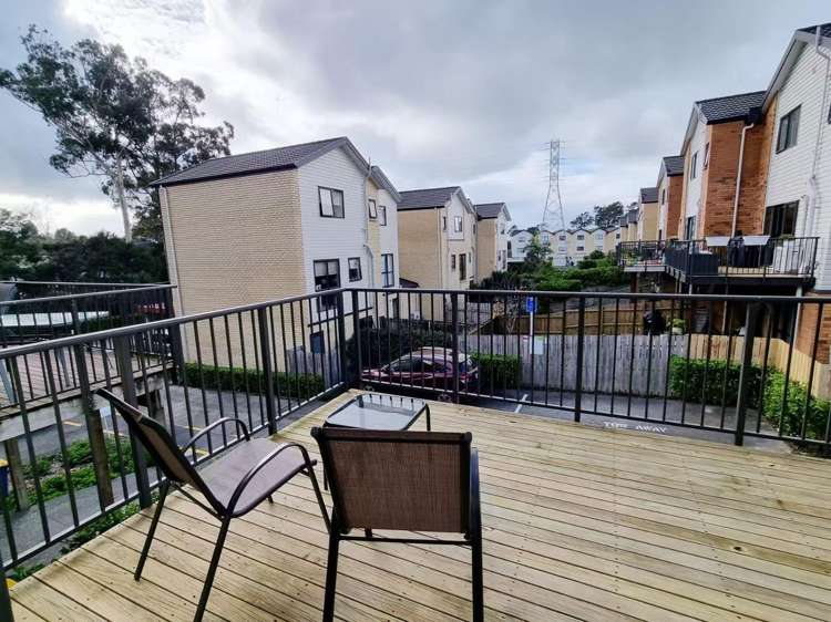 45/172 Mcleod road Te Atatu South_2