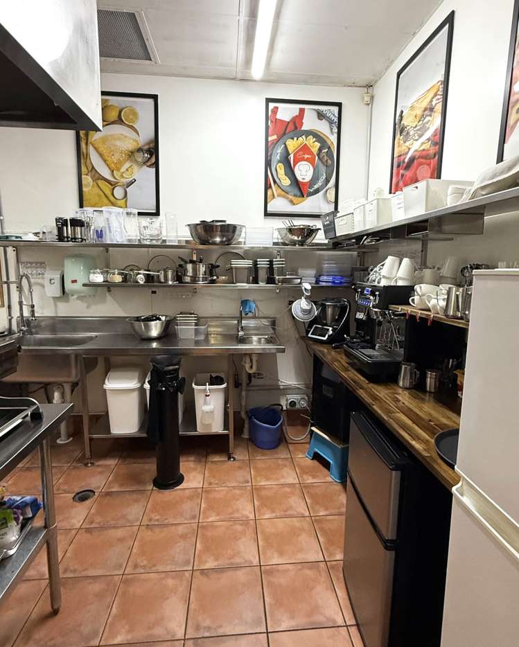 Unit 6/62 Hurstmere Road Takapuna_8