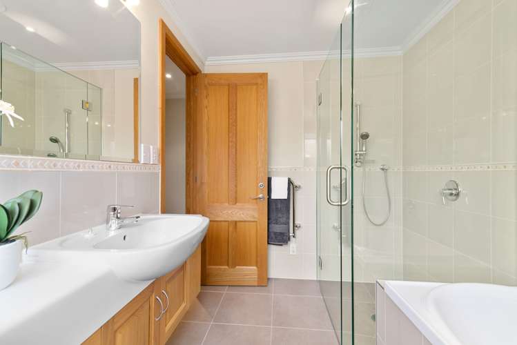 25 Mapara Road Acacia Bay_13