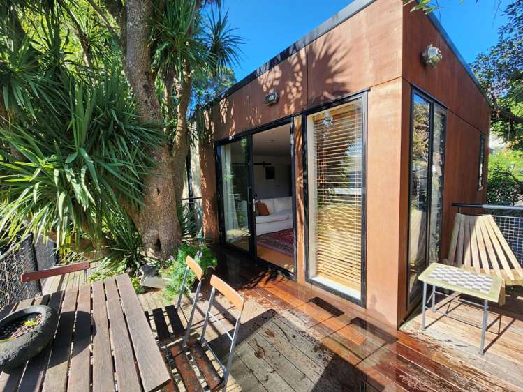 1/66 Powderham Street_0
