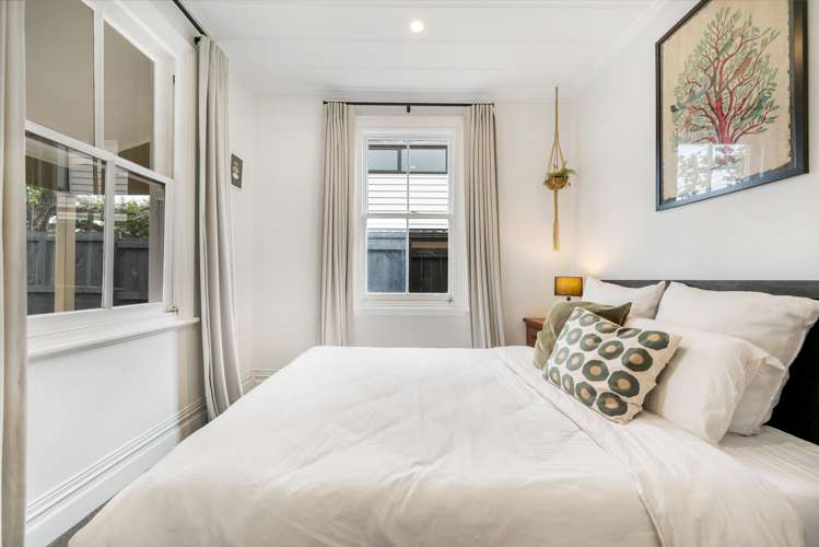 437 West Coast Road Glen Eden_14