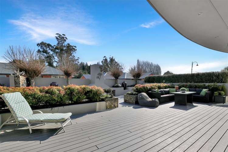 4 Country Place Allenton_36