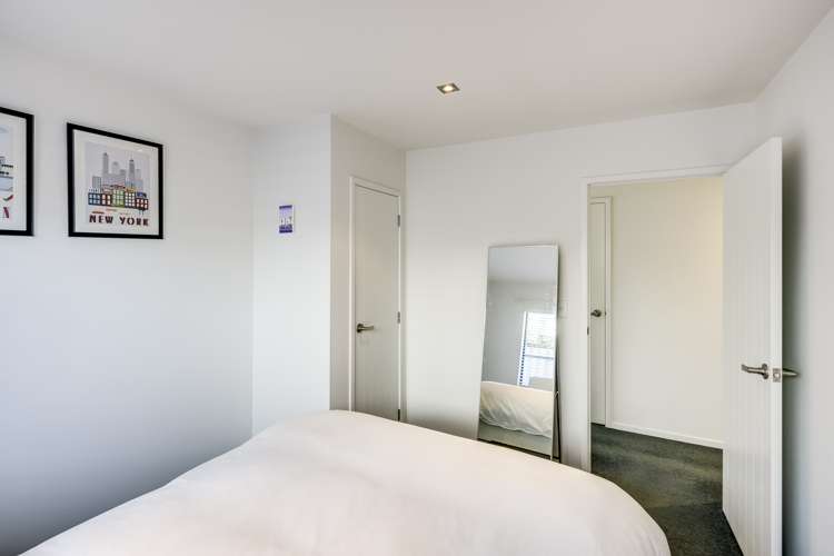 32 York Avenue Tamatea_16