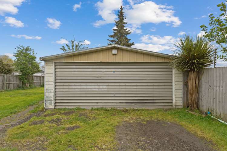 3 Defoe Place Waltham_6