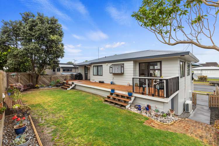 227 Papamoa Beach Road Papamoa_1